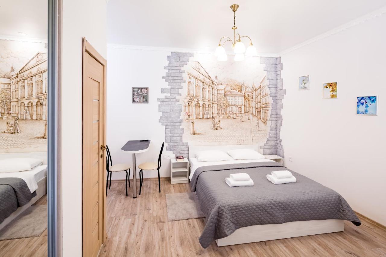 לבוב Beautiful Apartments In The Center מראה חיצוני תמונה